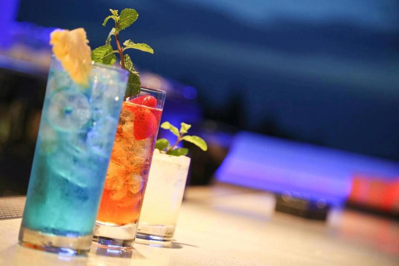Lets Phuket Twin Sands Resort & Spa-Sha Extra Plus Bagian luar foto